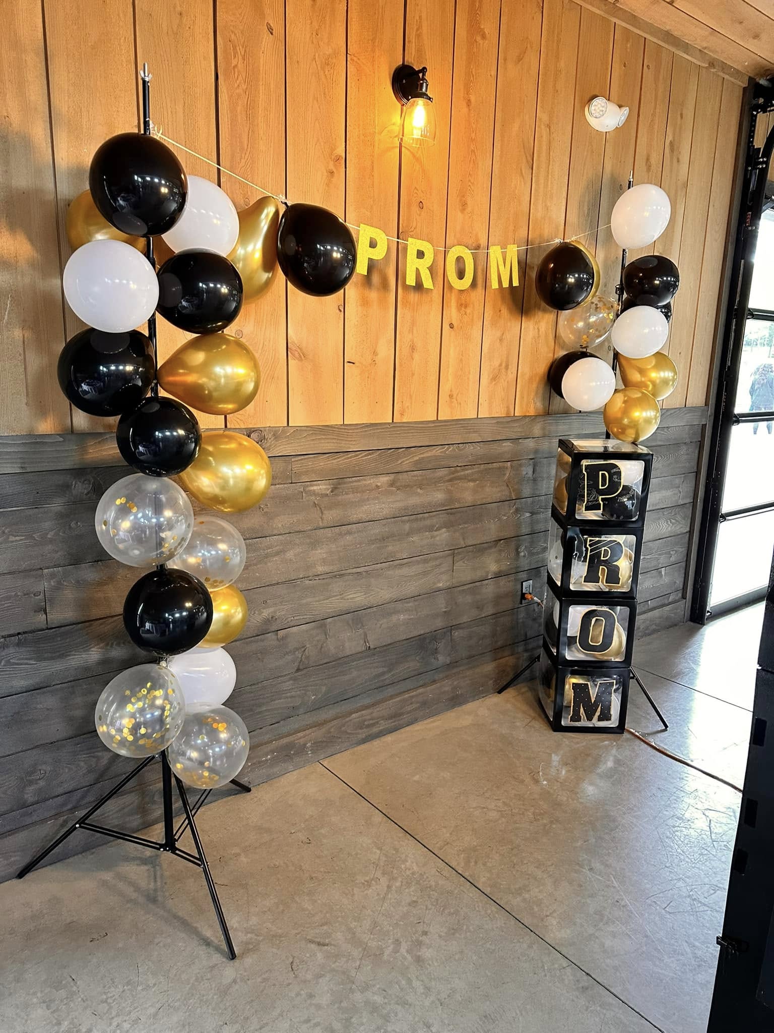 Young's Photobooth gallery photo